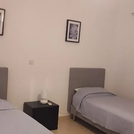 Elysia Park Townhouse 26 Σπίτι διακοπών Πάφος